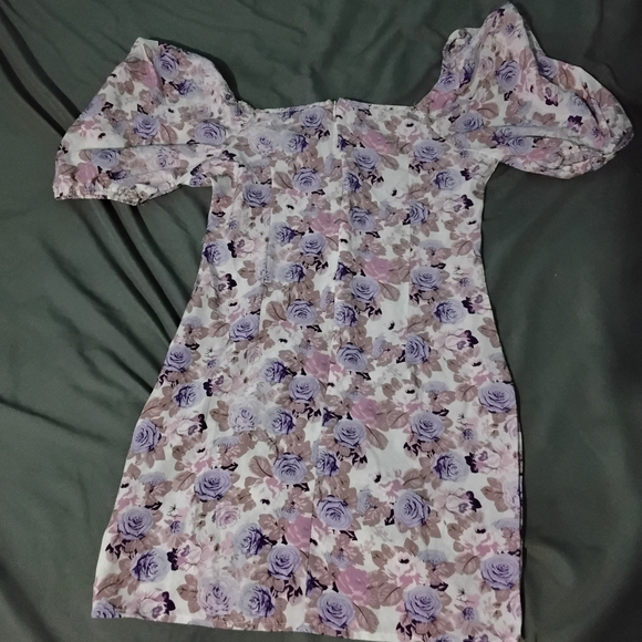 Floral Purple and White Dress - Picture 3 of 4